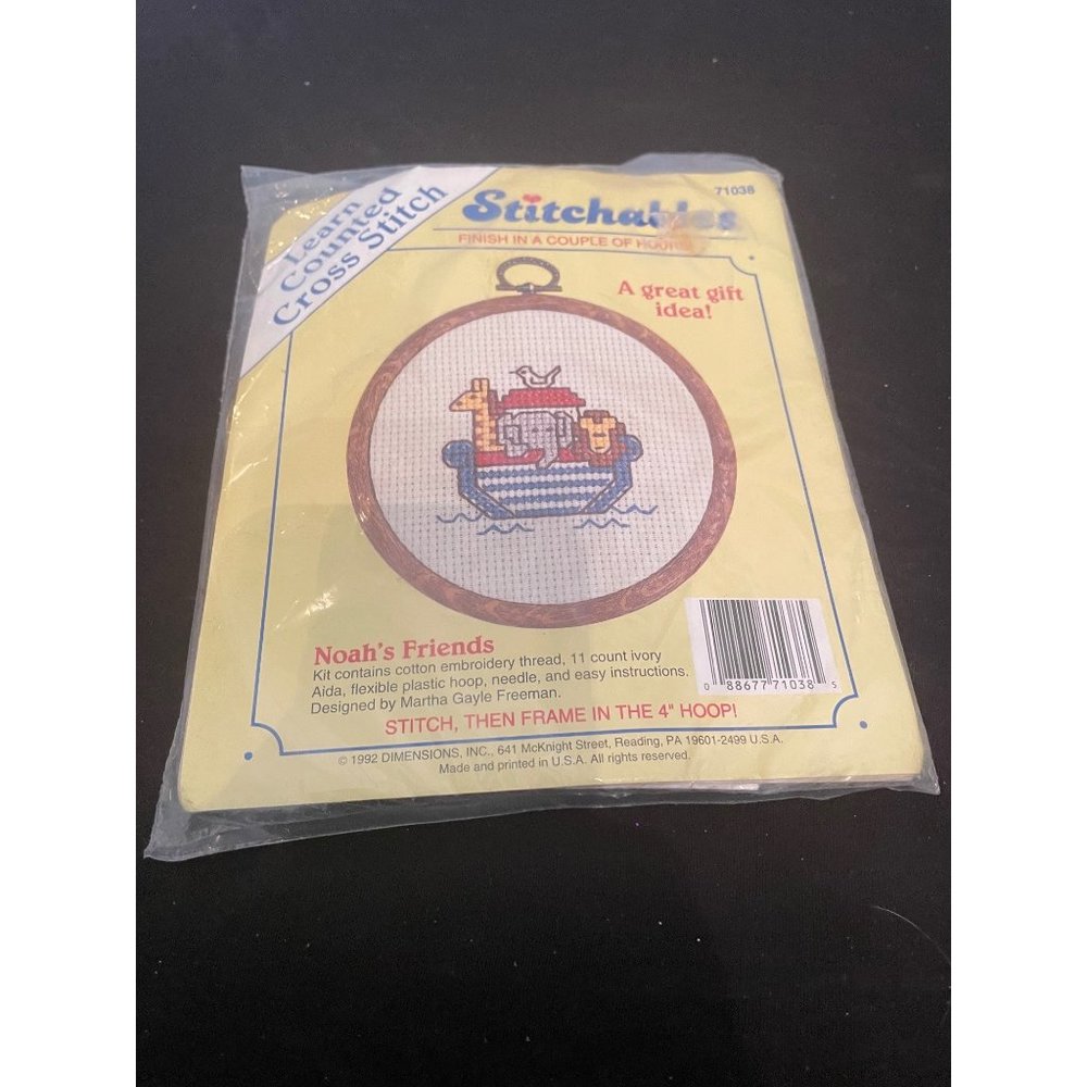 Dimensions Stitchables Counted Cross Stitch Kit Noah's Friends w/4in Hoop 71038